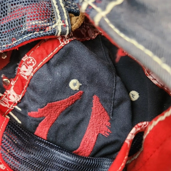 Vintage TRUE RELIGION Women's Distressed Cap Hat Short Bill Rhinestones Blue - Picture 5 of 6